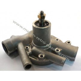 4 OUTLET WATER PUMP : RENAULT DAUPHINE AND FLORIDE